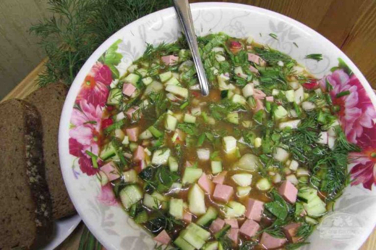 Как приготовить холодный суп для жарких летних дней